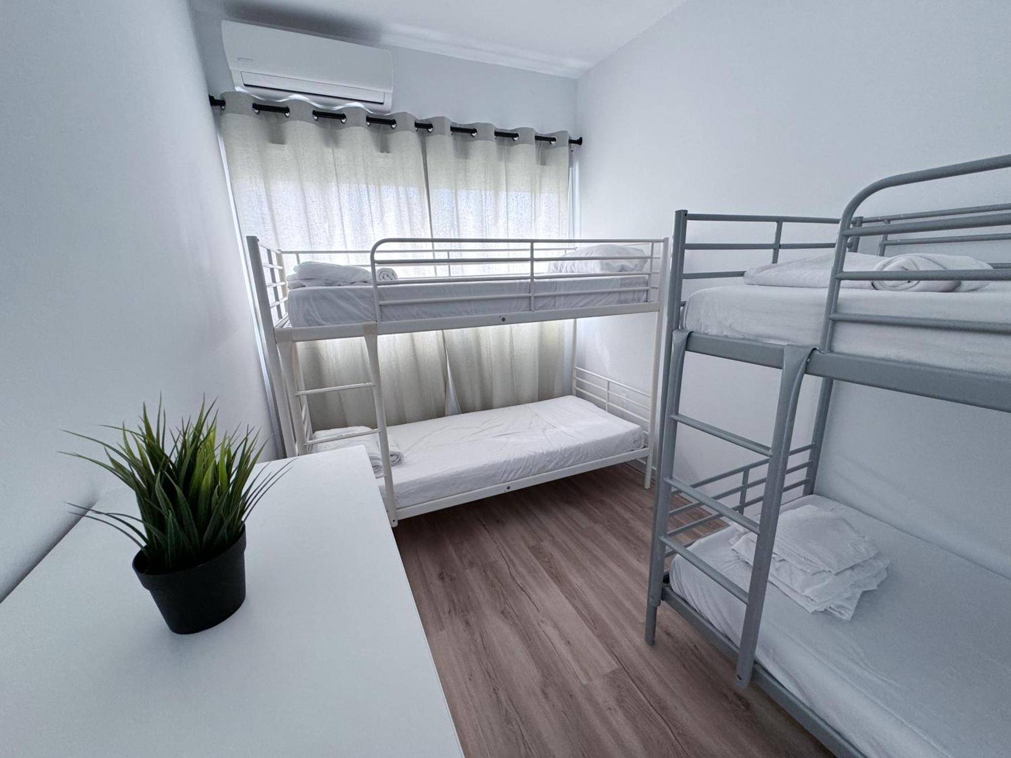 Muede Hostel Torremolinos Esterno foto