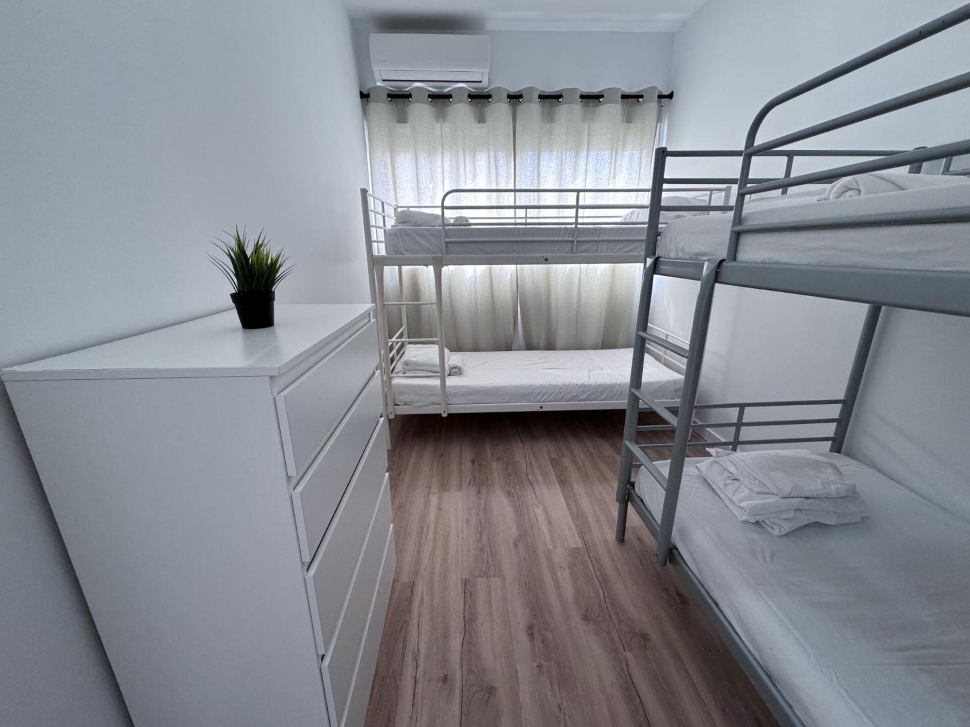 Muede Hostel Torremolinos Esterno foto