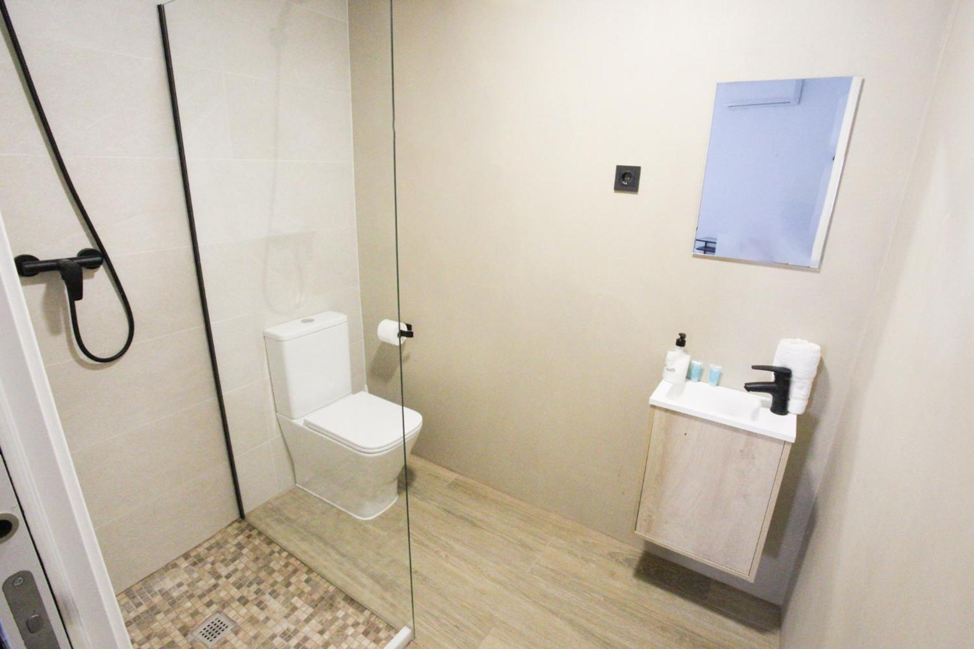 Muede Hostel Torremolinos Esterno foto